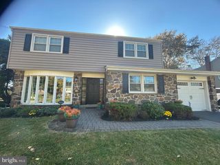 2026 WISTERIA LN, Lafayette Hill, PA 19444