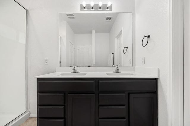 8906 Sky Crest Drive, Temple, TX 76502