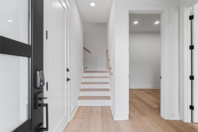 1030 W 24th Street C, Houston, TX 77008