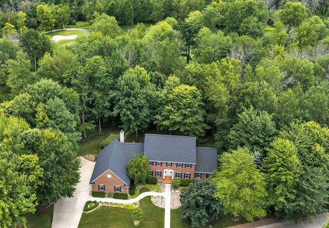 1071 THORNBERRY CREEK DRIVE, Hobart, WI 54155