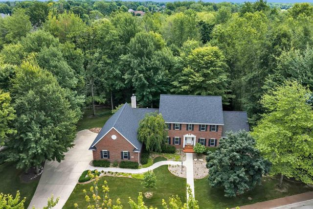 1071 THORNBERRY CREEK DRIVE, Hobart, WI 54155