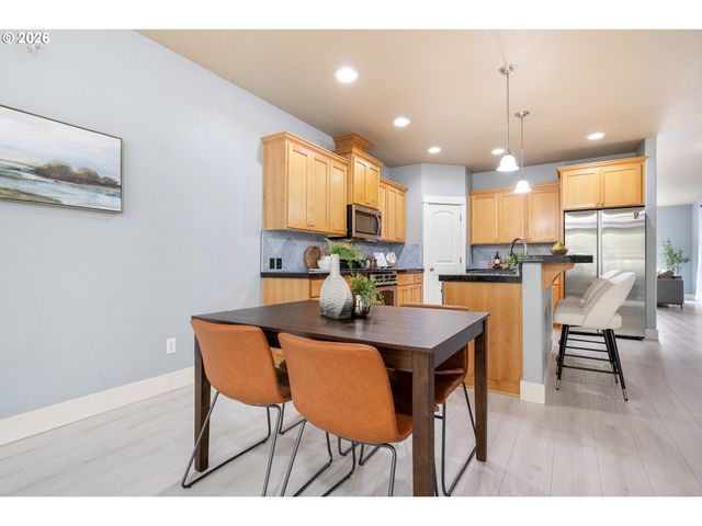 17578 Sw LOMA VISTA St, Beaverton, OR 97007