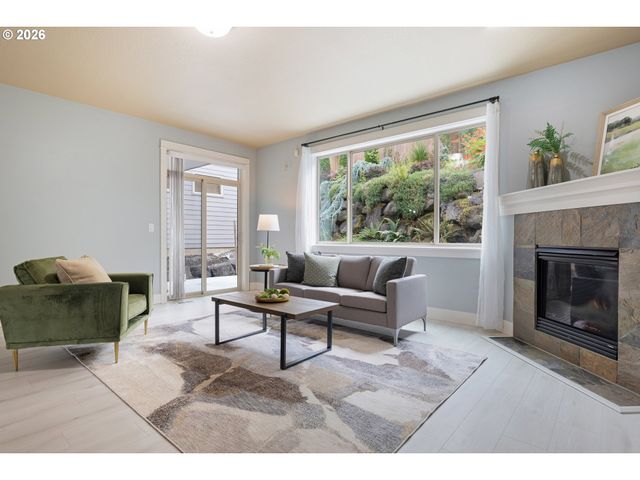 17578 Sw LOMA VISTA St, Beaverton, OR 97007