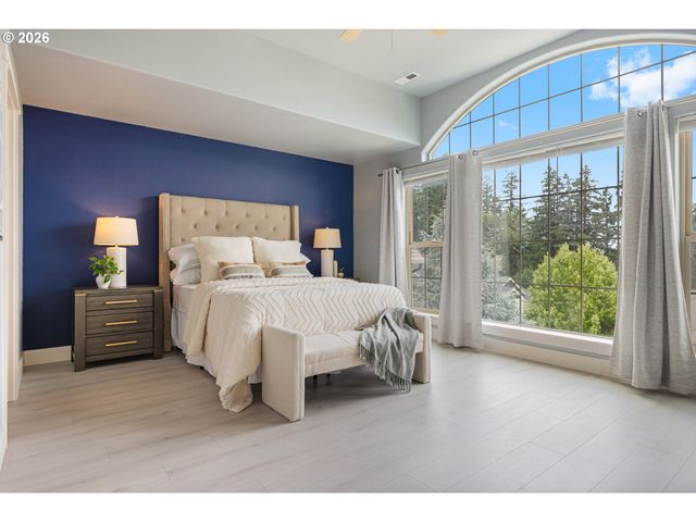 17578 Sw LOMA VISTA St, Beaverton, OR 97007