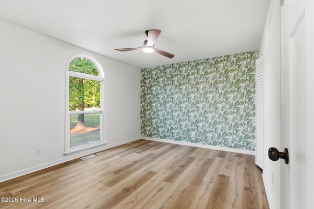 127 Hillingdale Drive, Washington, NC 27889