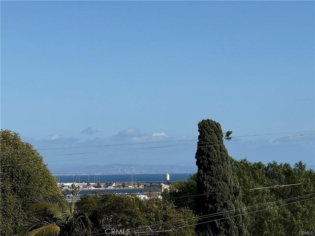 939 941 W 17th, San Pedro, CA 90731