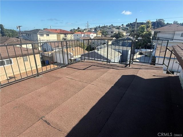 939 941 W 17th, San Pedro, CA 90731