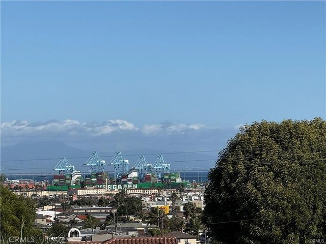 939 941 W 17th, San Pedro, CA 90731