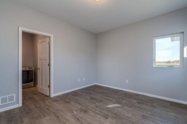 3203 Noble Drive, Mankato, MN 56001