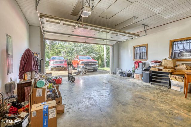 317 Handy Lane, Rogersville, TN 37857