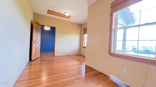 317 Handy Lane, Rogersville, TN 37857