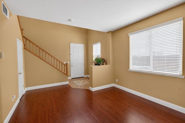 8850 Black Marlin Ct, Sacramento, CA 95828