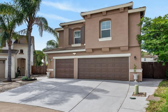 8850 Black Marlin Ct, Sacramento, CA 95828