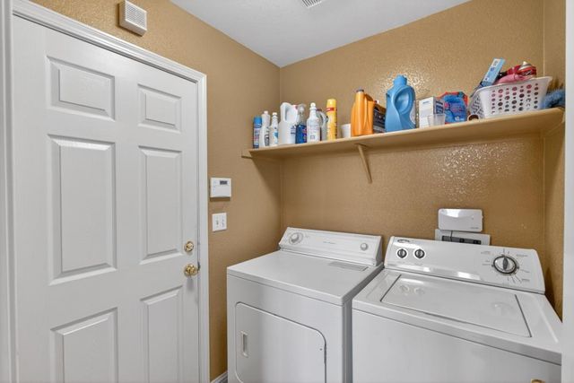 8850 Black Marlin Ct, Sacramento, CA 95828