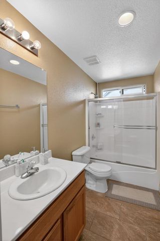 8850 Black Marlin Ct, Sacramento, CA 95828