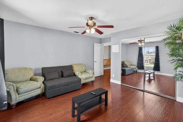 8850 Black Marlin Ct, Sacramento, CA 95828