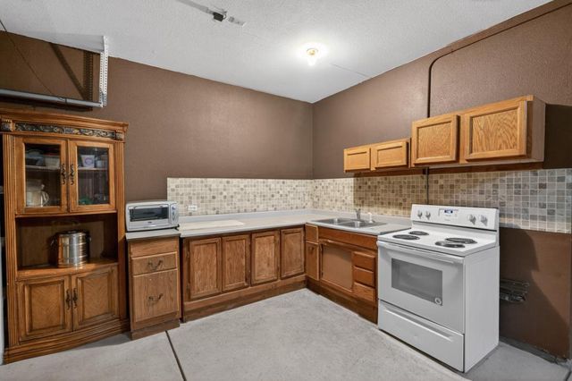 8850 Black Marlin Ct, Sacramento, CA 95828