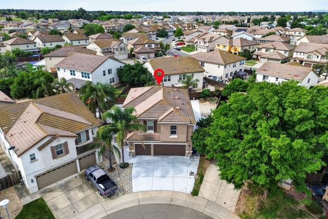 8850 Black Marlin Ct, Sacramento, CA 95828