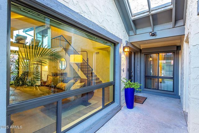 5822 N Scottsdale Road, Paradise Valley, AZ 85253