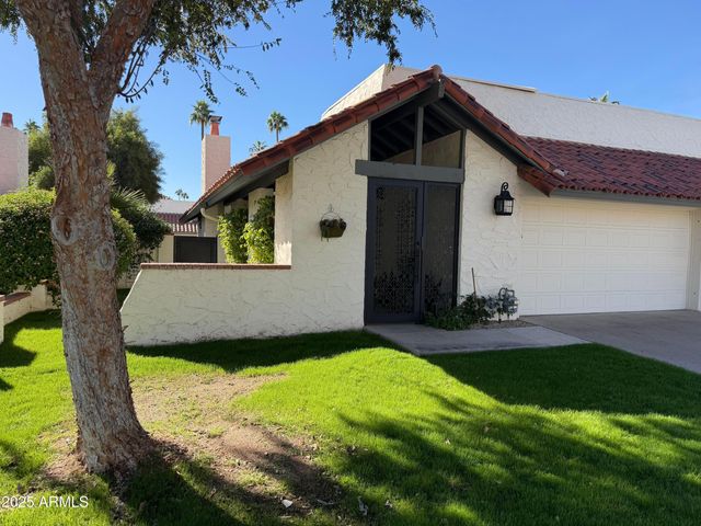5822 N Scottsdale Road, Paradise Valley, AZ 85253