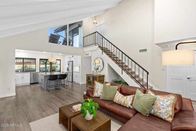 5822 N Scottsdale Road, Paradise Valley, AZ 85253