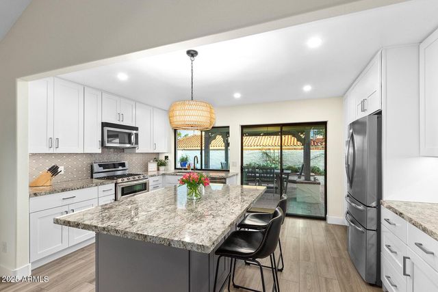 5822 N Scottsdale Road, Paradise Valley, AZ 85253