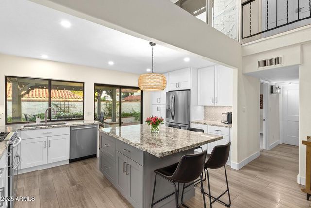 5822 N Scottsdale Road, Paradise Valley, AZ 85253
