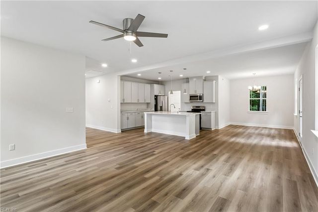 14 Riding PATH, Hampton, VA 23669