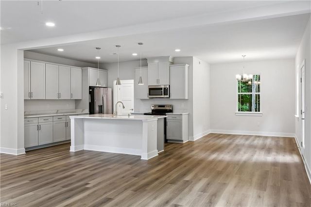 14 Riding PATH, Hampton, VA 23669