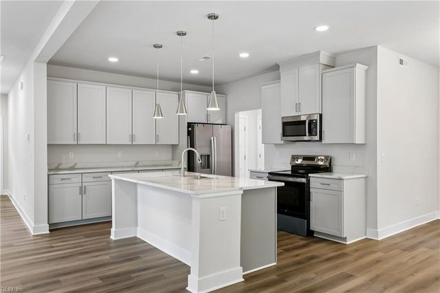 14 Riding PATH, Hampton, VA 23669