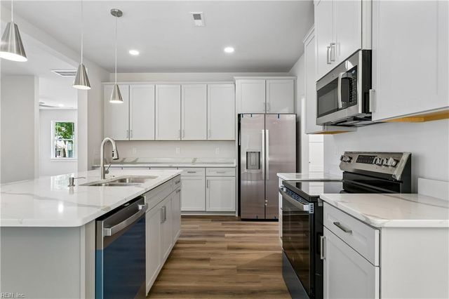14 Riding PATH, Hampton, VA 23669