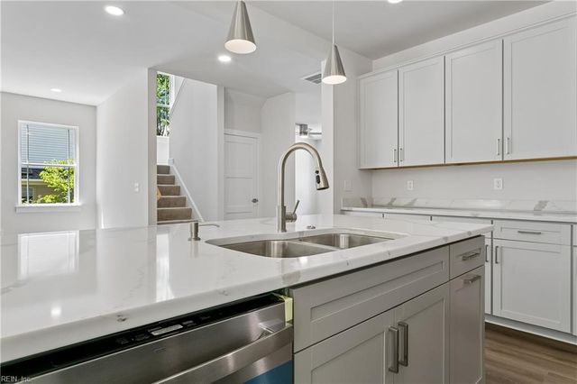 14 Riding PATH, Hampton, VA 23669