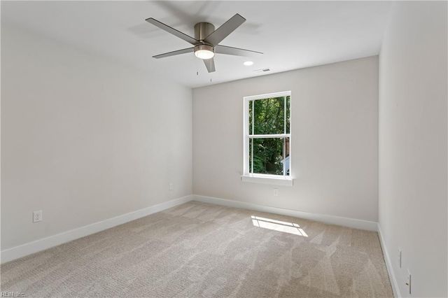 14 Riding PATH, Hampton, VA 23669