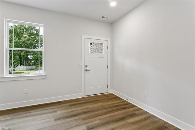 14 Riding PATH, Hampton, VA 23669