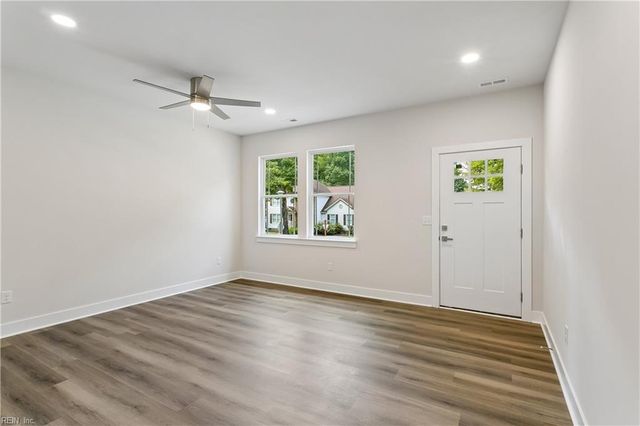 14 Riding PATH, Hampton, VA 23669