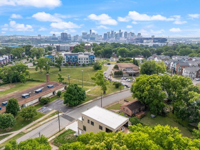1007 Sevier St, Nashville, TN 37206