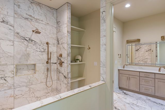 1007 Sevier St, Nashville, TN 37206