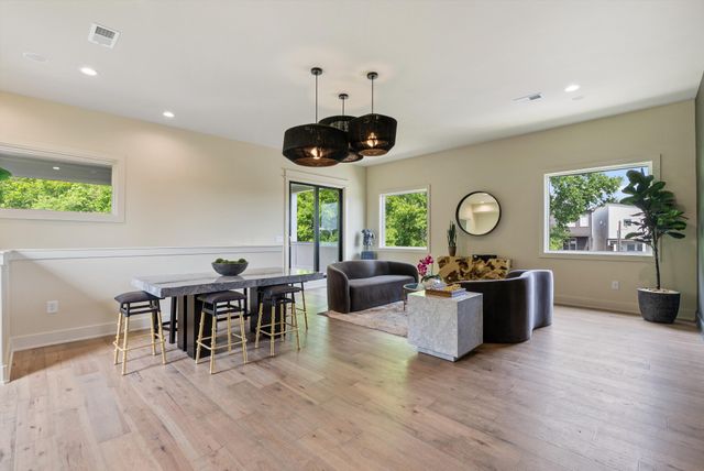 1007 Sevier St, Nashville, TN 37206