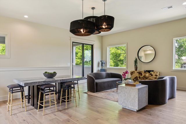 1007 Sevier St, Nashville, TN 37206