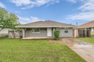 408 Little Avenue, Mcgregor, TX 76657