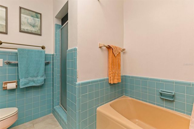 1036 NORTH SHORE DRIVE NE 1, St Petersburg, FL 33701