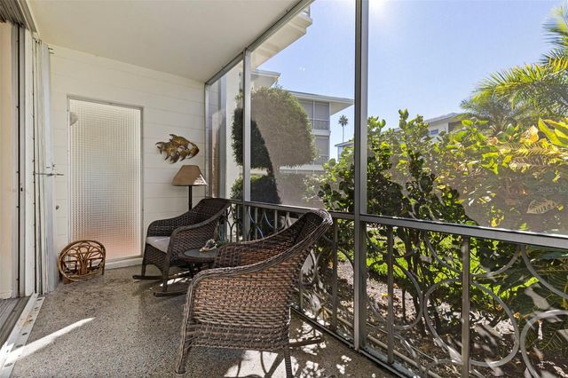 1036 NORTH SHORE DRIVE NE 1, St Petersburg, FL 33701