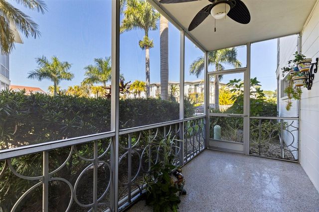 1036 NORTH SHORE DRIVE NE 1, St Petersburg, FL 33701