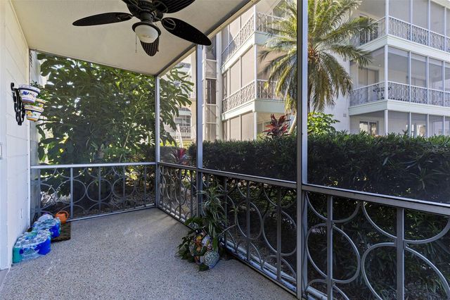 1036 NORTH SHORE DRIVE NE 1, St Petersburg, FL 33701