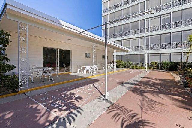 1036 NORTH SHORE DRIVE NE 1, St Petersburg, FL 33701