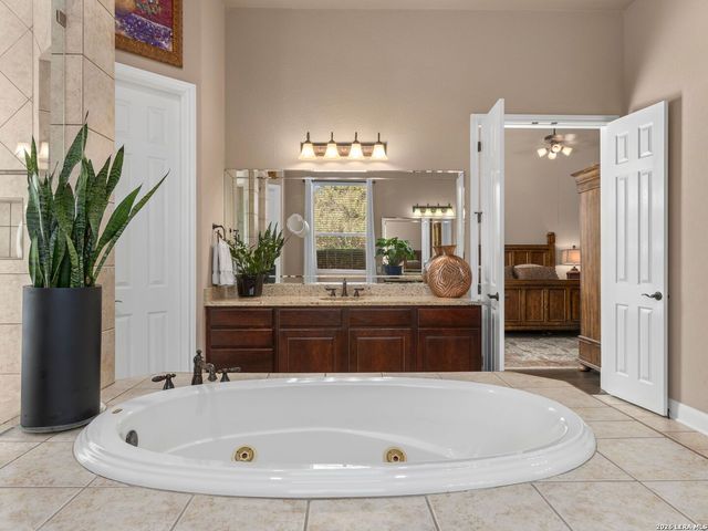 24718 Staffordshire, San Antonio, TX 78257