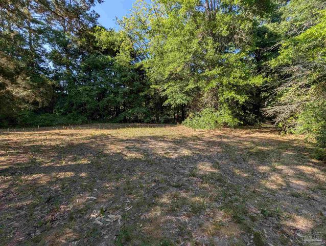 8733 Rebel Rd, Pensacola, FL 32526