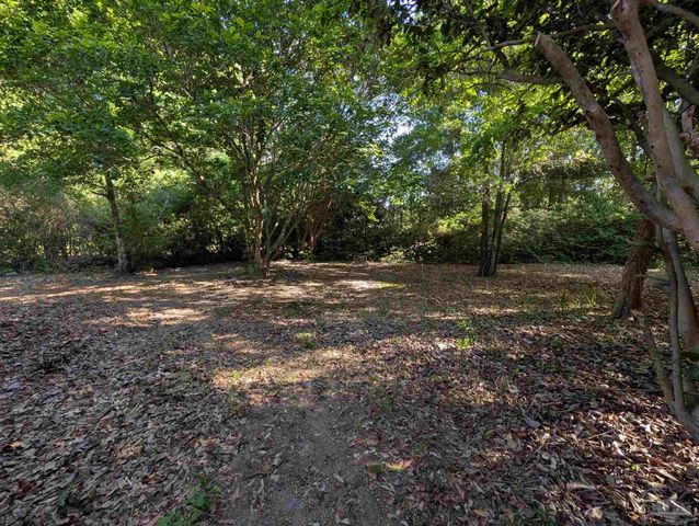 8733 Rebel Rd, Pensacola, FL 32526