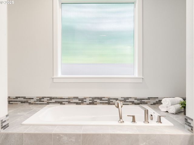 17613 Ne 75TH Cir, Vancouver, WA 98682