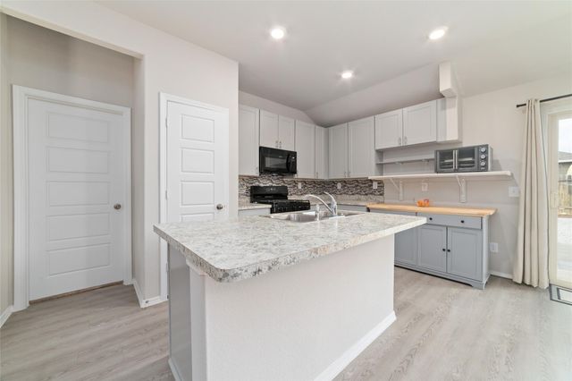 14232 Sedona Ridge Drive, Conroe, TX 77303